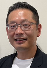 佐塚 大介 氏